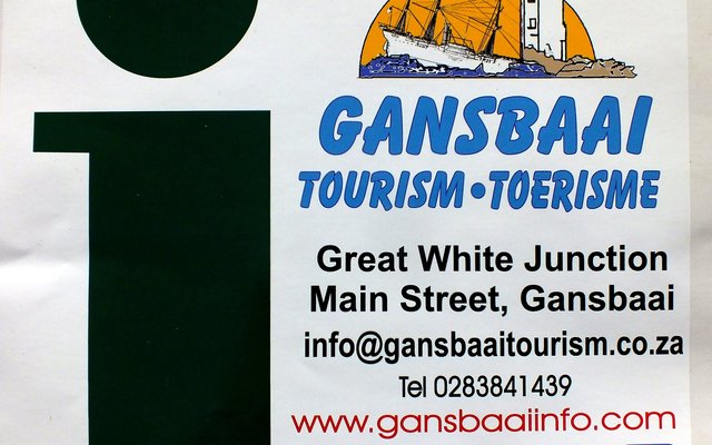 Die nuwe (groot) plakker van Gansbaai Toerisme wat nou beskikbaar is